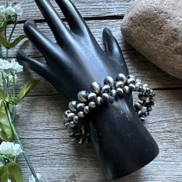 Sterling Silver 5mm 6mm 8mm Pearls Bead Bracelet. 7 Inch
